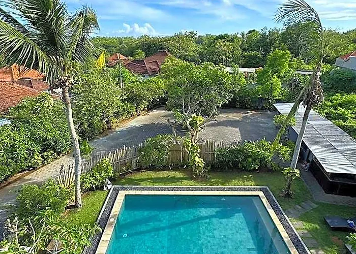 Sentana At Jalan Raya Uluwatu Redpartner Hotel 2*