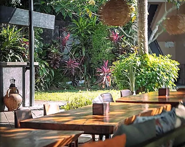 Sentana At Jalan Raya Uluwatu Redpartner 2* Ungasan
